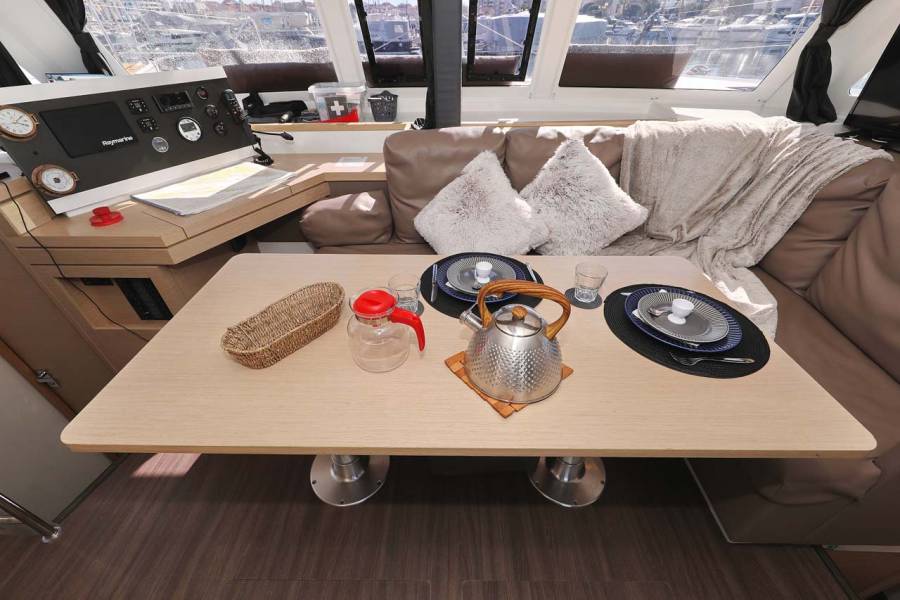 Fountaine Pajot Lucia 40 Tu Tamo 2