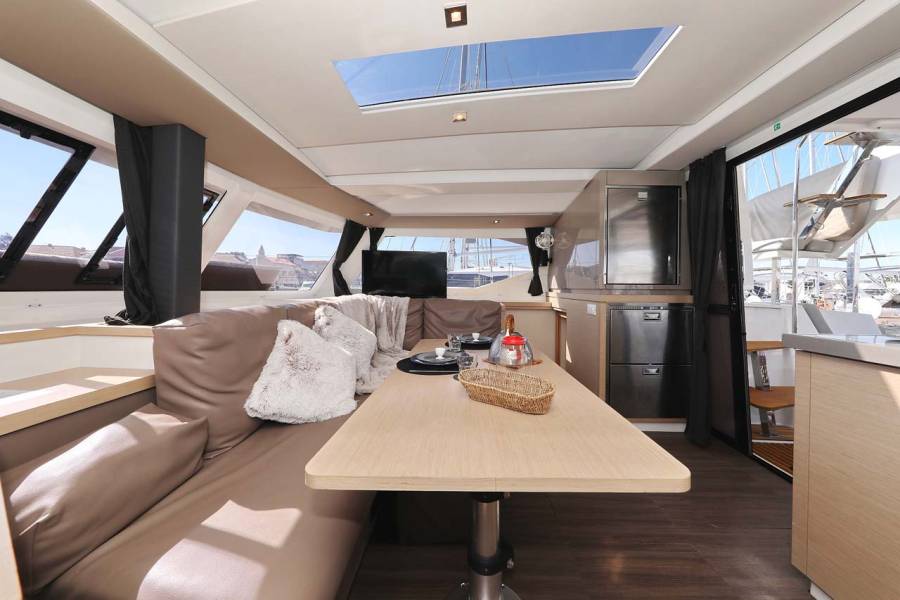 Fountaine Pajot Lucia 40 Tu Tamo 2