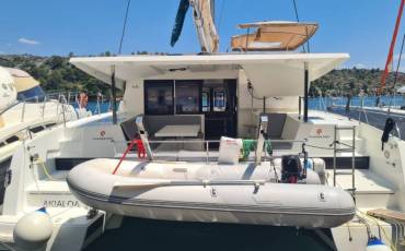 Fountaine Pajot Lucia 40 AKIALOA