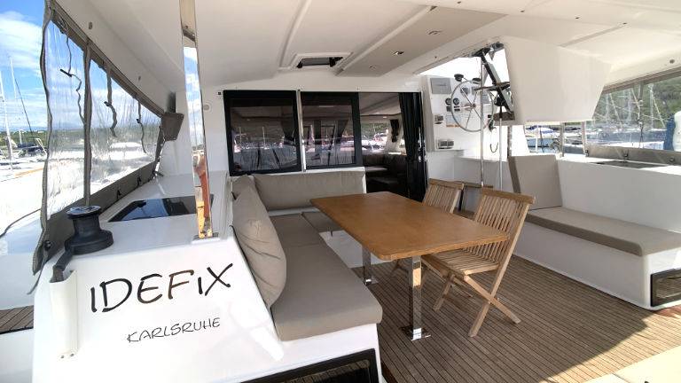 Fountaine Pajot Lucia 40 Idefix