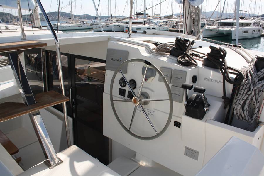 Fountaine Pajot Lucia 40 Shanti