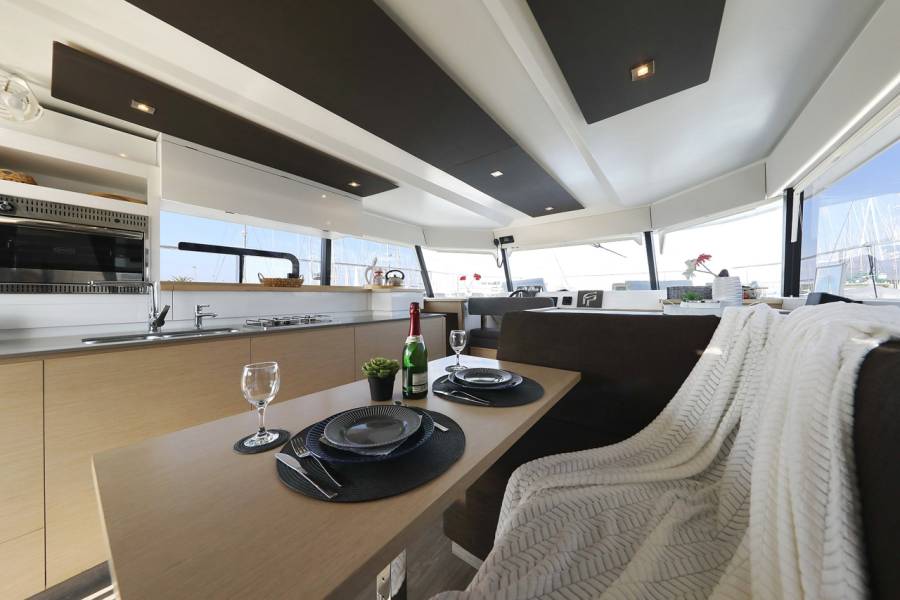 Fountaine Pajot MY 37 Marketka