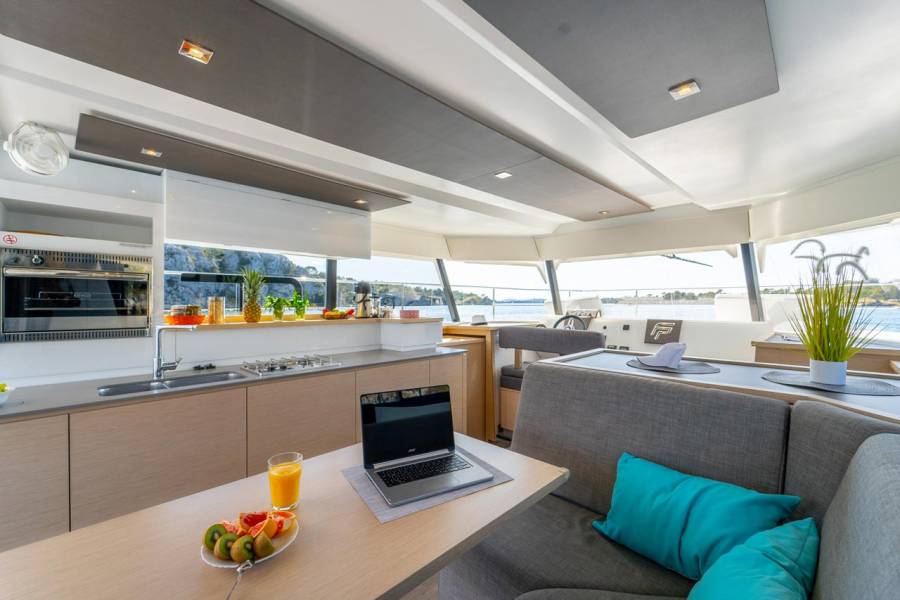 Fountaine Pajot MY 37 Mon Ami