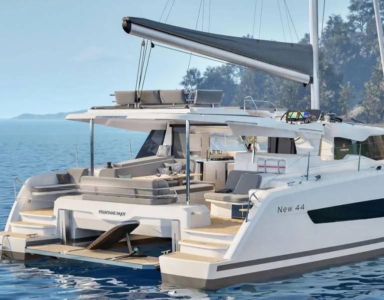 Fountaine Pajot New 44 Quatuor ELECTRIC MANATEE 