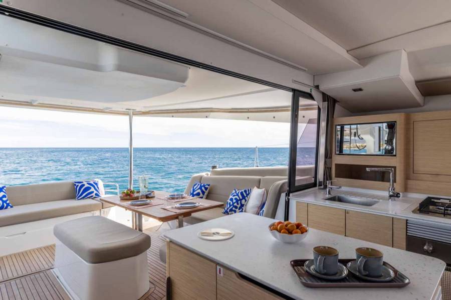 Fountaine Pajot New 44 Quatuor Makatea
