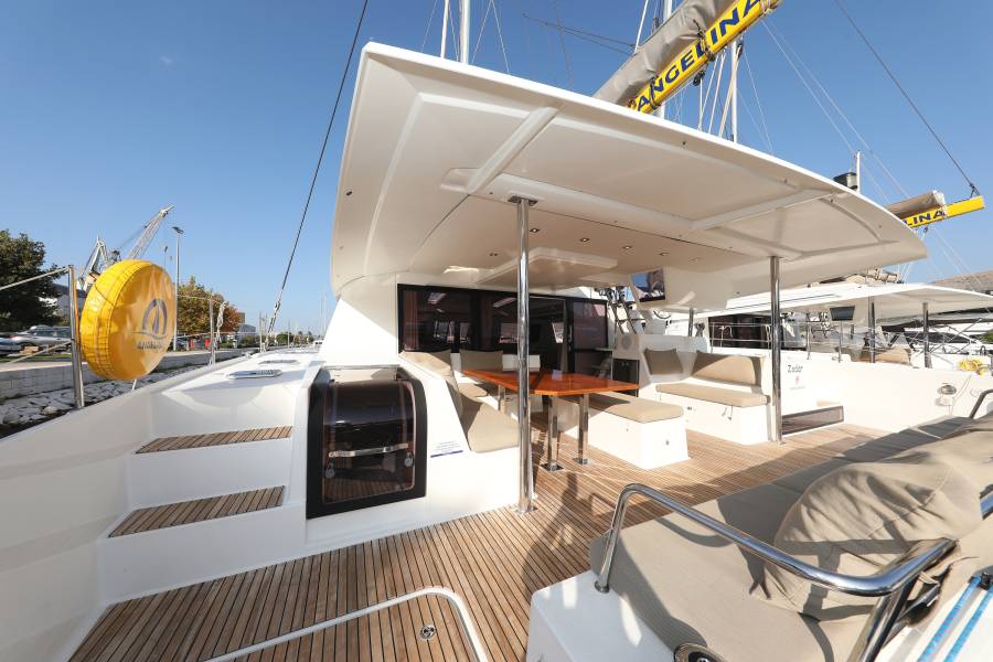 Fountaine Pajot Saba 50 Poco Loco