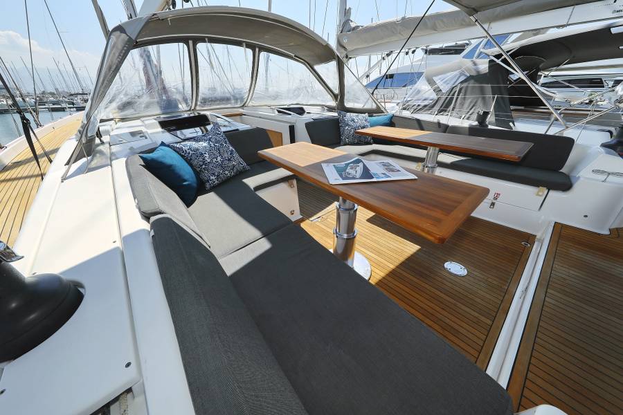 Hanse 588 Superstar