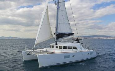 Lagoon 380 S2, Eleven