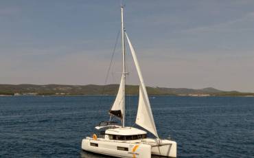 Lagoon 40, Venus