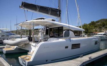 Lagoon 42, Best Q I