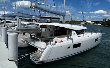 Lagoon 42, Belight 
