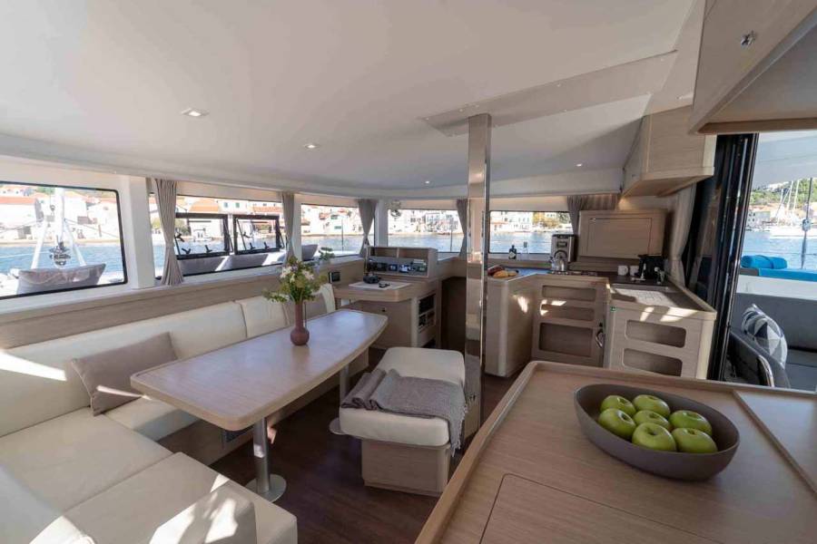 Lagoon 42 Mare Sunce