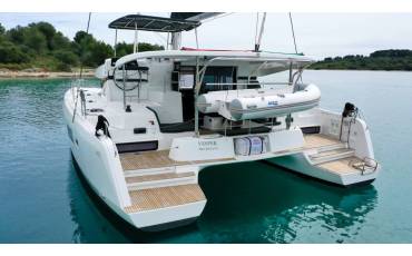 Lagoon 42, Vesper