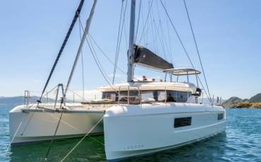Lagoon 43, HIGH SEAS