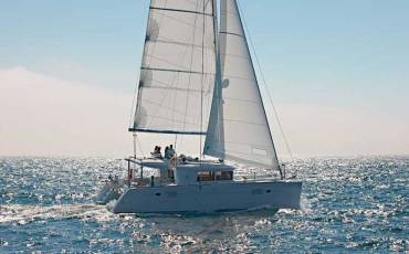 Lagoon 450 F, LOUMILIS II