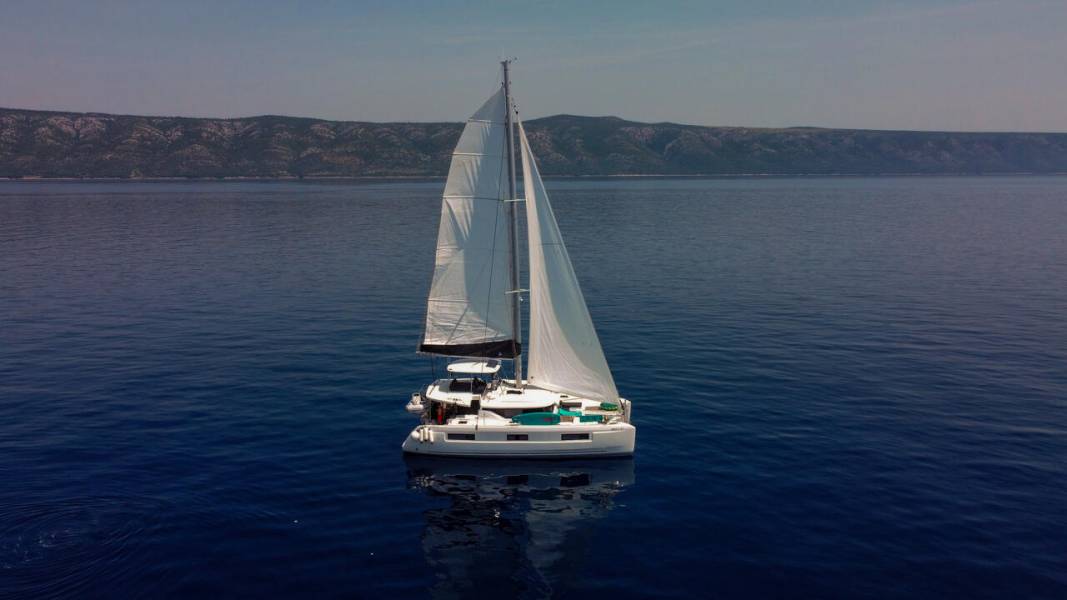 Lagoon 46 Cortes