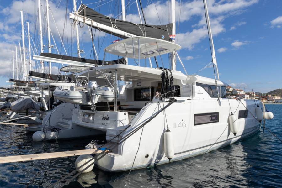 Lagoon 46 Cortes