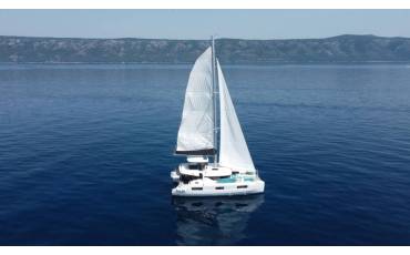 Lagoon 46, Cortes