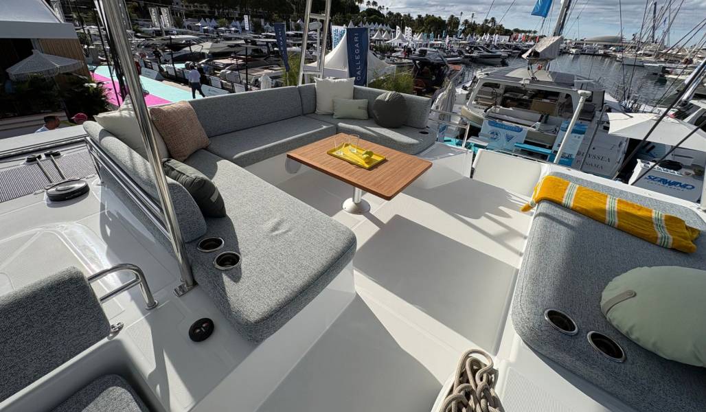 Lagoon 47 Nava