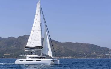 Lagoon 51, One Feeling