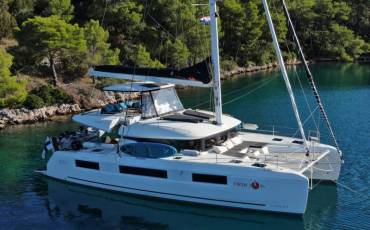 Lagoon 51 Twin Joy +