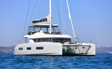 Lagoon 55, Champagne