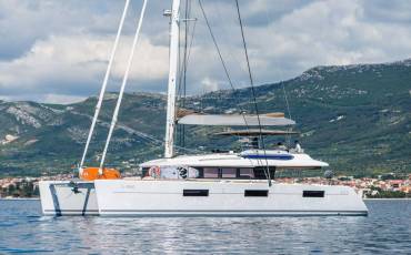 Lagoon 620 Opal