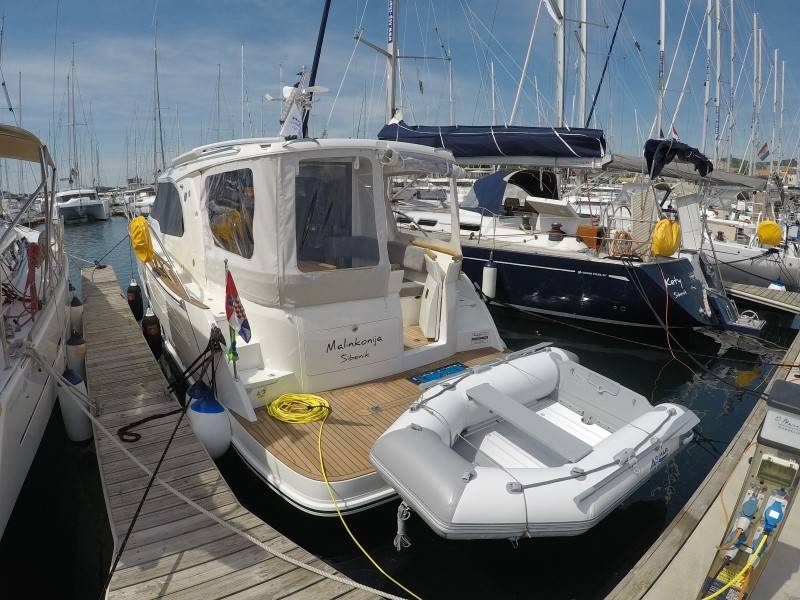 Marex 330 Scandinavia Malinkonija