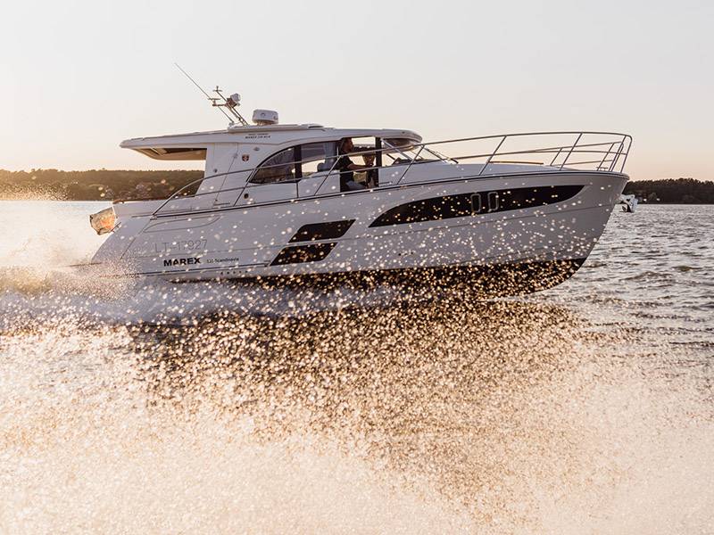 Marex 330 Scandinavia Malinkonija