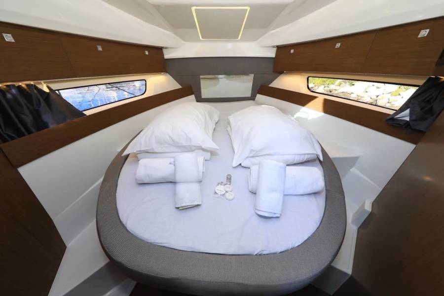 Merry Fisher 895 Time Out