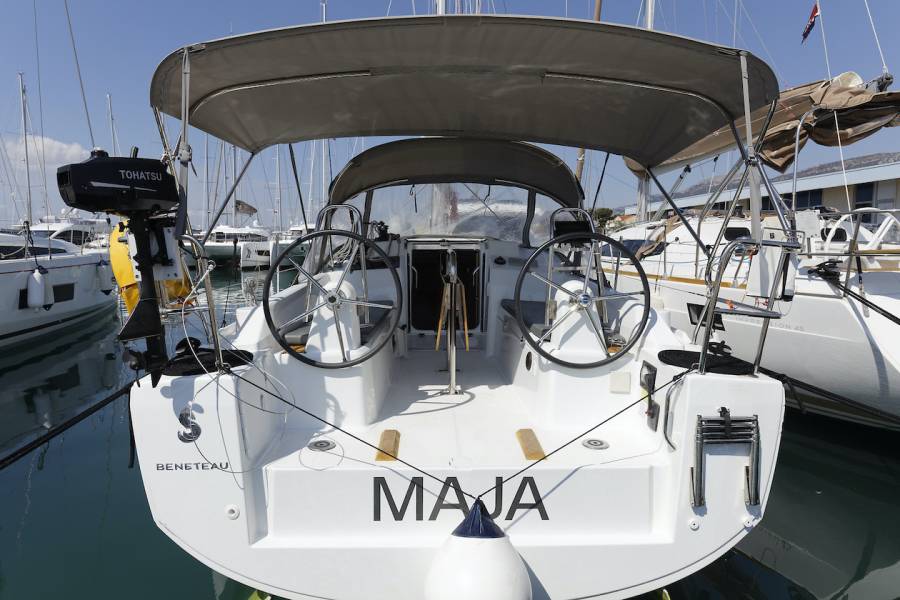 Oceanis 30.1 Maja