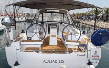 Oceanis 35.1, Aquarius