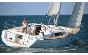 Oceanis 37, Serena