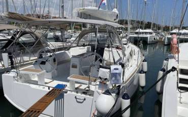 Oceanis 38.1, Gwada