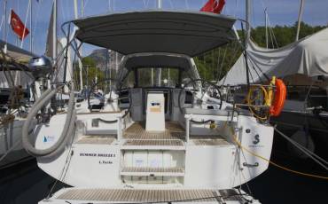 Oceanis 38.1, Summer Breeze 1