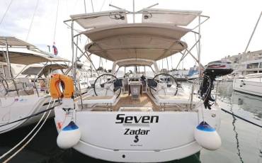 Oceanis 41.1, Seven