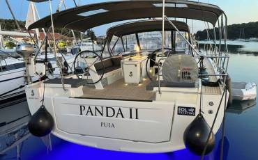 Oceanis 51.1, Panda II