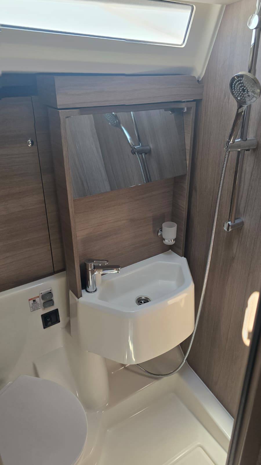 Oceanis 52 Orange