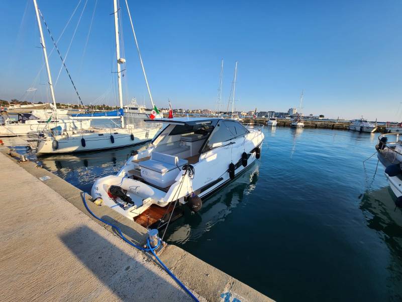 Parana 38 Vador