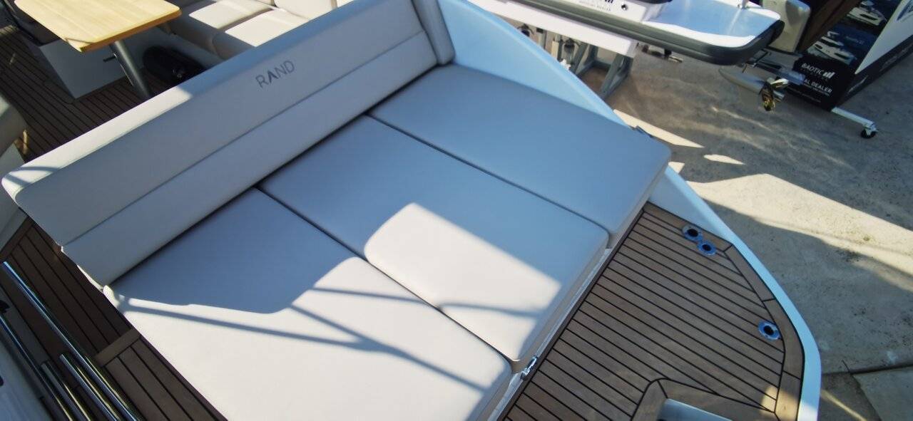 RAND Supreme 27 Perla