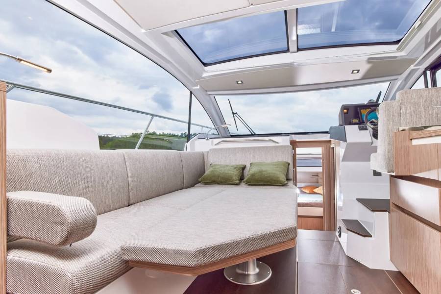 Sealine C335 Min Maity