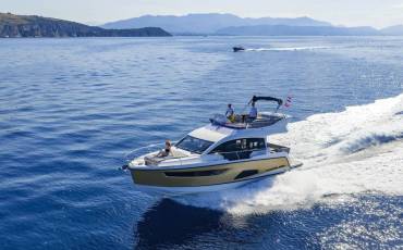 Sealine F430 Tireless Too