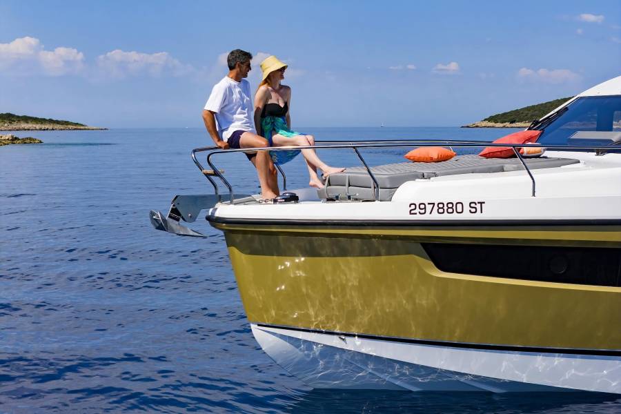 Sealine F430 Tireless Too