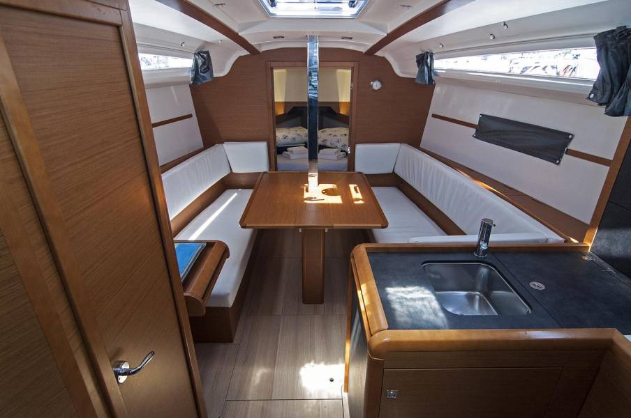 Sun Odyssey 349 Adria Moon