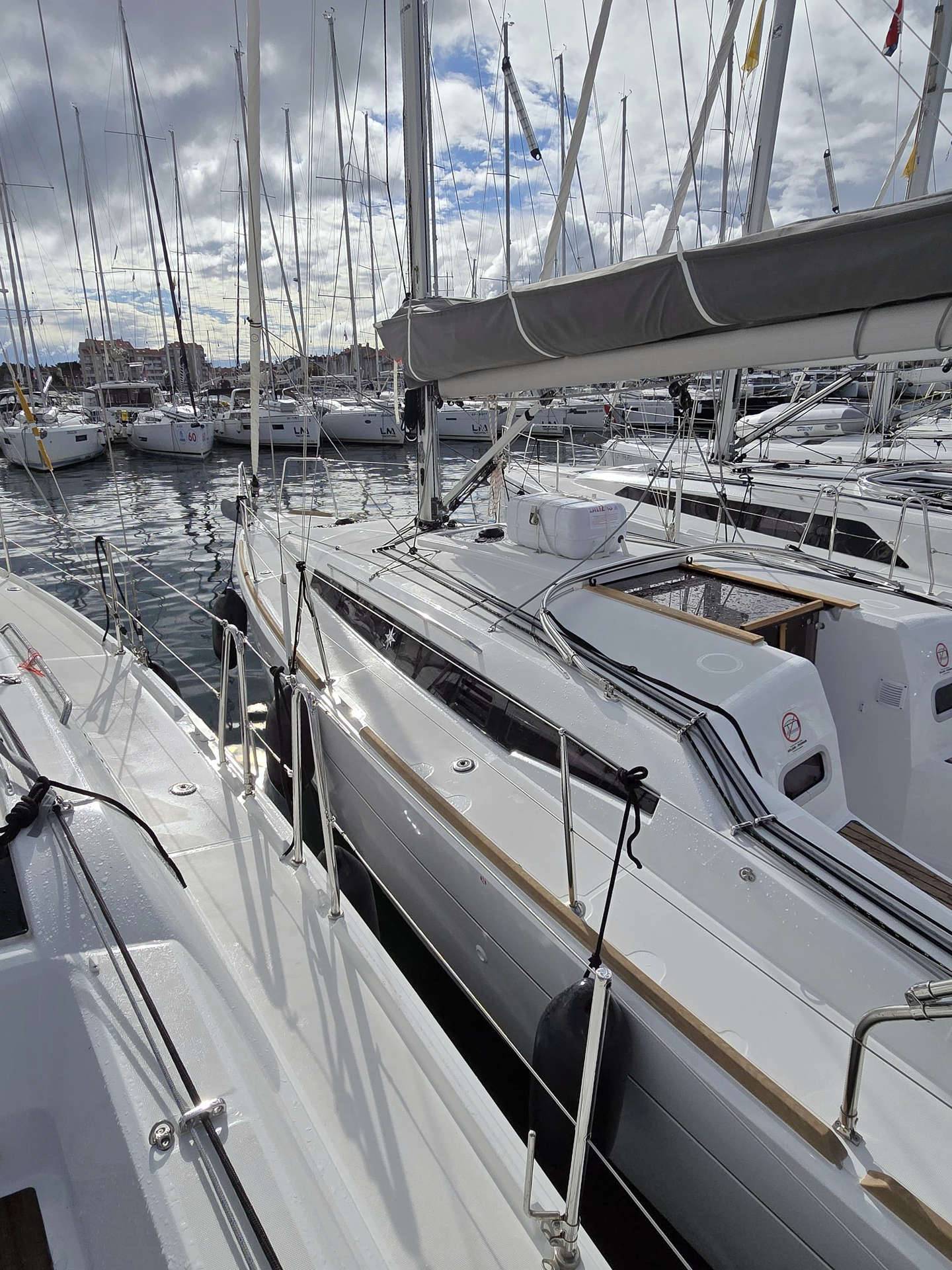 Sun Odyssey 349 Anastasia