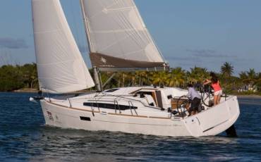 Sun Odyssey 349, Novara