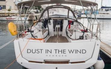 Sun Odyssey 389 Dust in the Wind