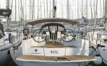 Sun Odyssey 389, Eol