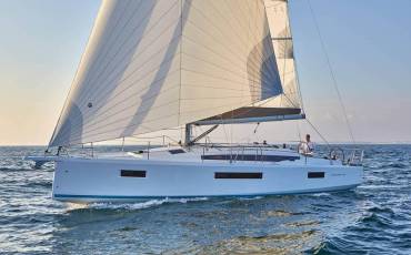 Sun Odyssey 410, Hygge