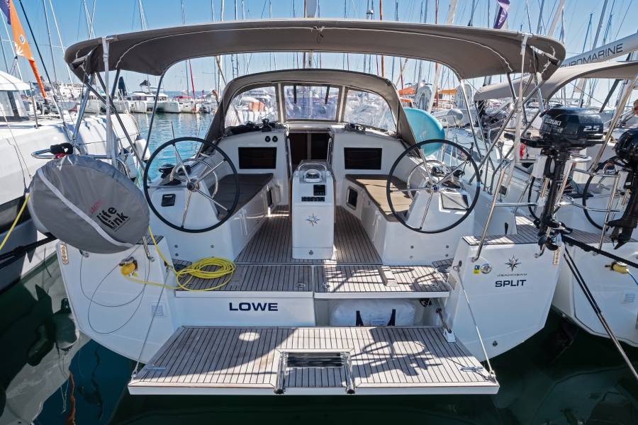 Sun Odyssey 410 Lowe
